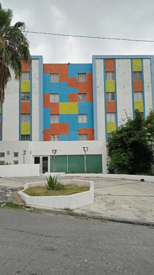 Confort Ejecutivo Suites Lindavista Guadalupe  Exterior foto